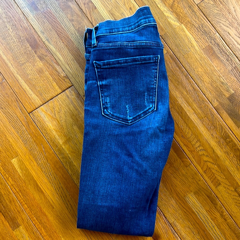 Raw hem super soft stretch Express skinny jeans